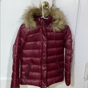 Marmot Burgundy Parka❄️✨🎈